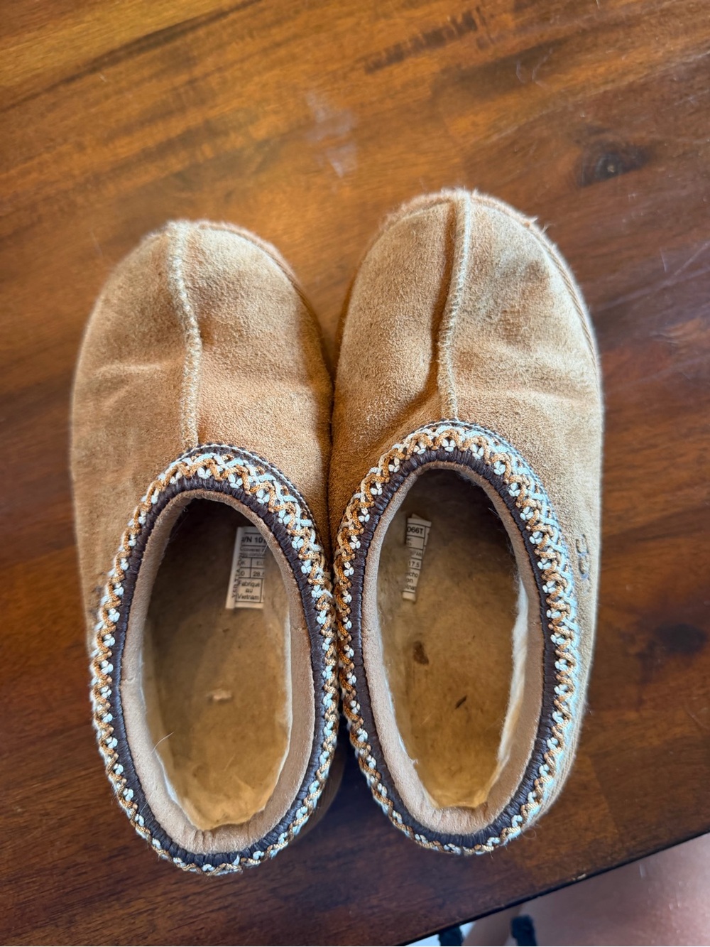 Ugg Tasman II size toddler 11 - Picture 5 of 9
